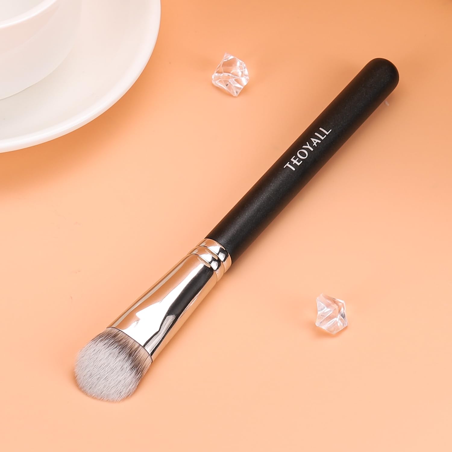 TEOYALL Angled Concealer Brush, Synthetic Contour Brush for Blending Setting Buffing with Liquid, Cream and Powder Cosmetic (Angled Brush) TEOYALL Au supplements