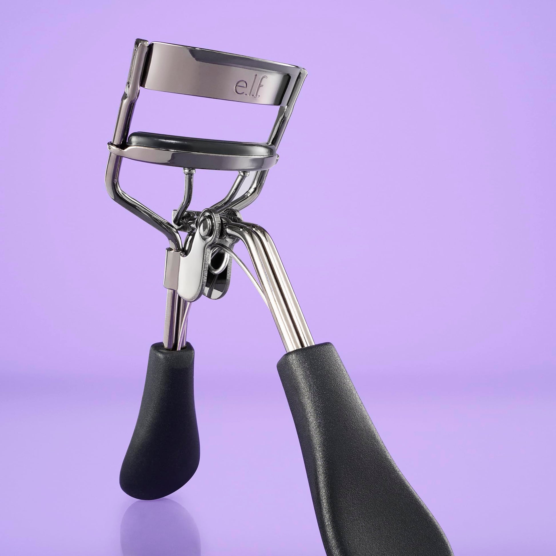 e.l.f. Pro Eyelash Curler, Strong, Contoured, Eye-Opening, Voluminous Lashes, Includes Additional Rubber Replacement Pad, Silver e.l.f. Au supplements