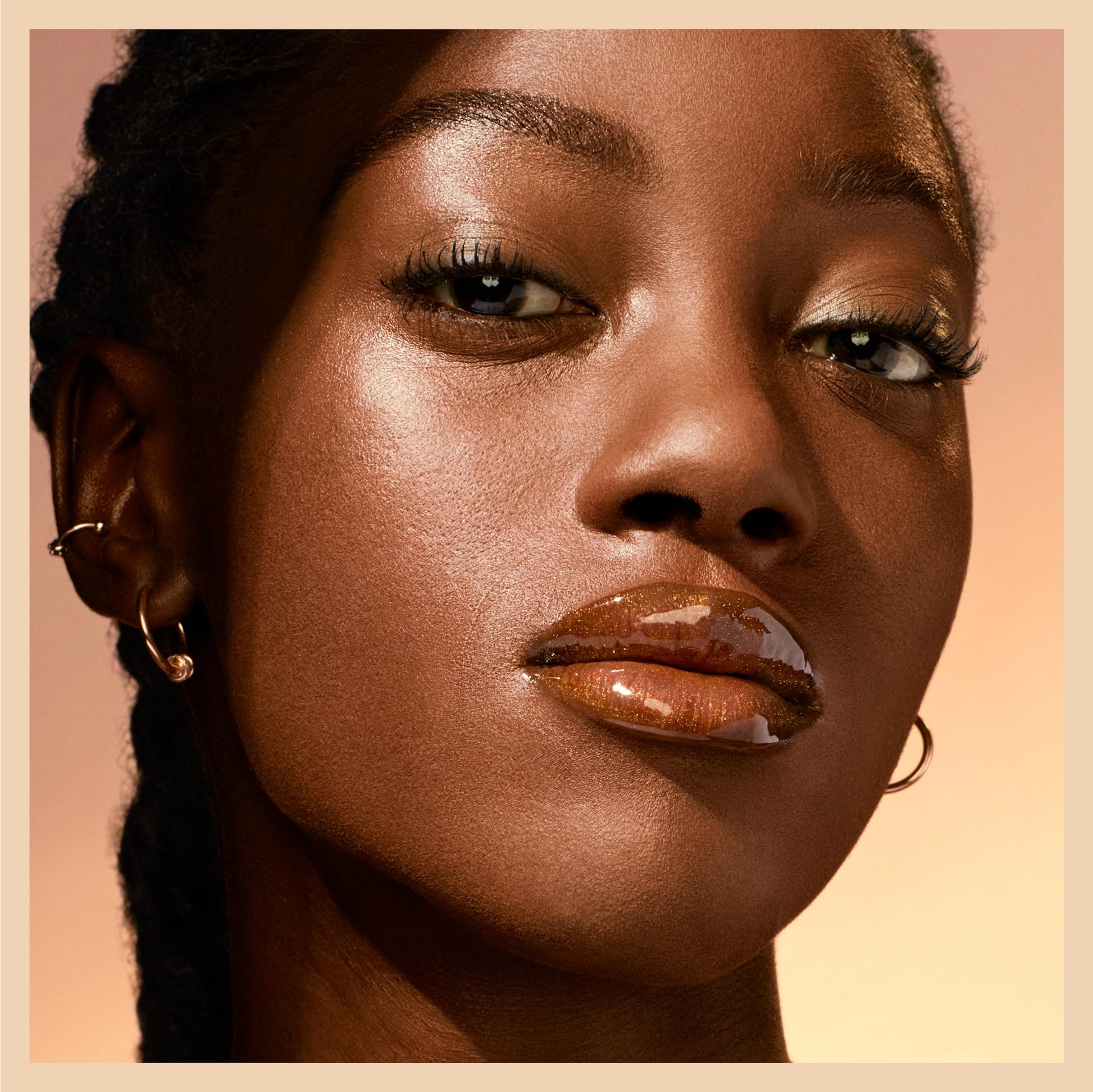 Maybelline Lifter Gloss, Hydrating Lip Gloss with Hyaluronic Acid, High Shine for Plumper Looking Lips, Opal, Pink Neutral, 0.18 Ounce MAYBELLINE Au supplements
